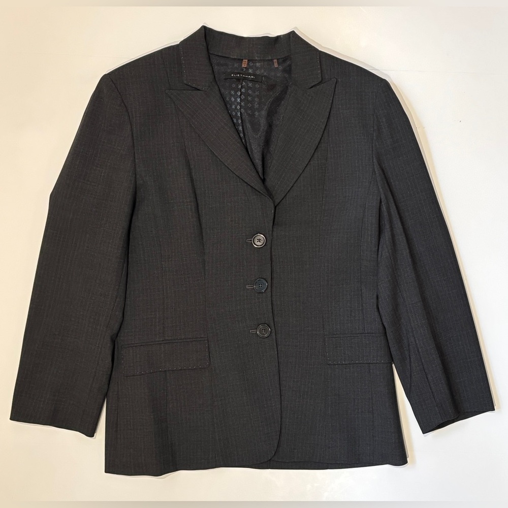 Elie Tahari Women's Black Blazer size 10